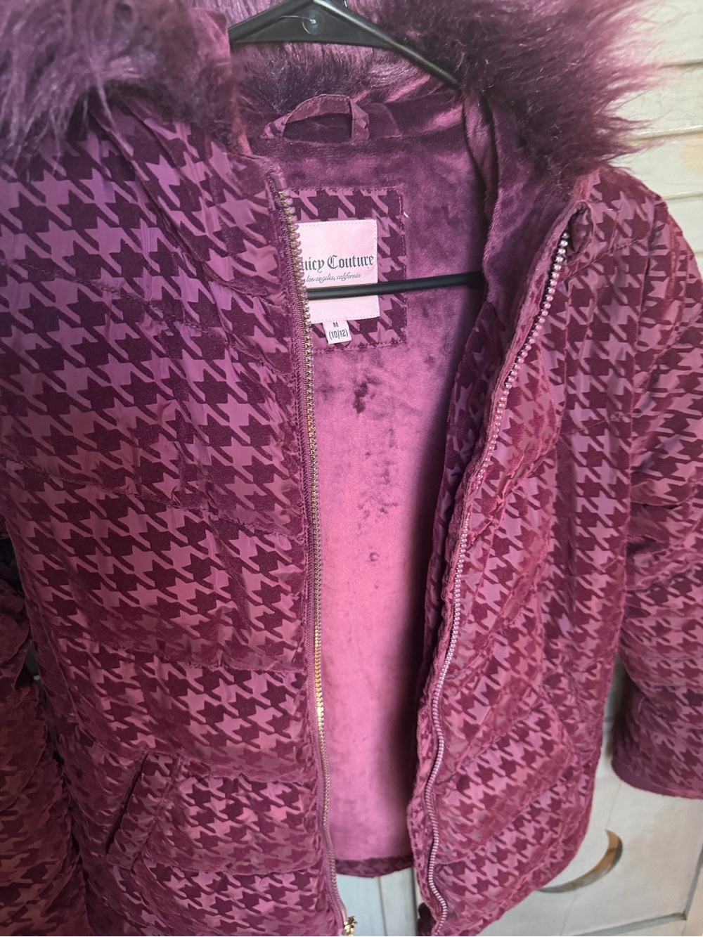Girl's Burgundy Houndstooth Puffer Jacket with Faux Fur Trim | Size 10/12 - Picture 10 of 10